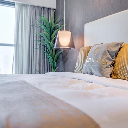 Globalstay Damac Towers By Paramount In Business Bay Дубай Екстериор снимка