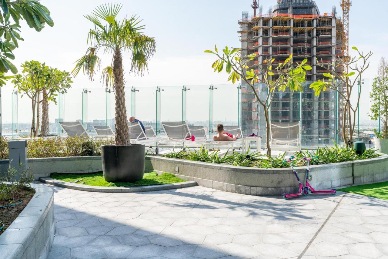 Globalstay Damac Towers By Paramount In Business Bay Дубай Екстериор снимка