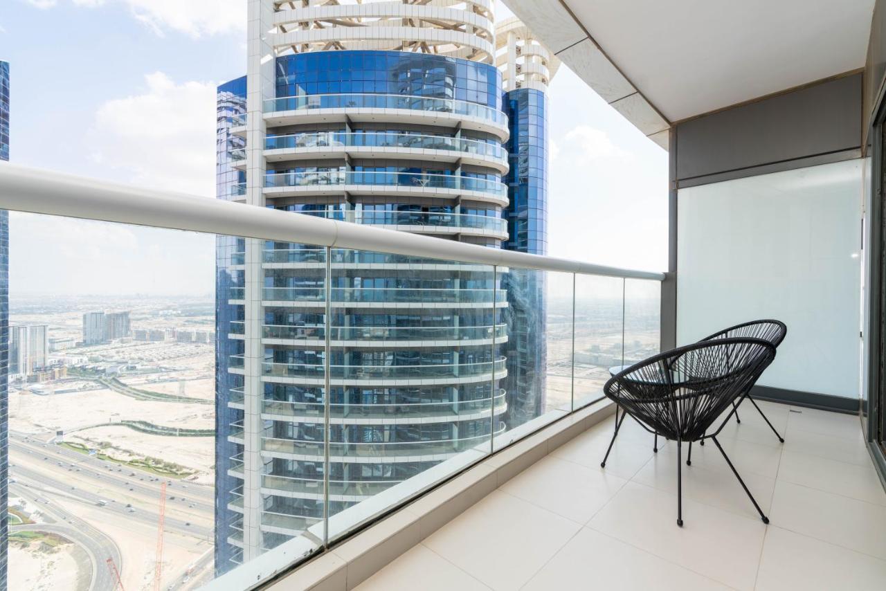 Globalstay Damac Towers By Paramount In Business Bay Дубай Екстериор снимка