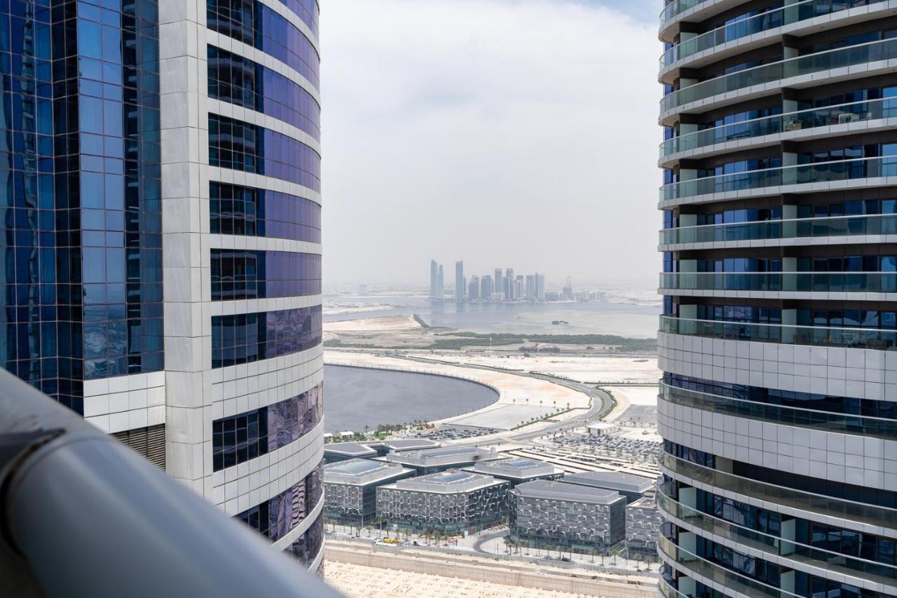 Globalstay Damac Towers By Paramount In Business Bay Дубай Екстериор снимка