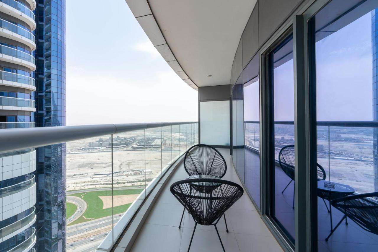 Globalstay Damac Towers By Paramount In Business Bay Дубай Екстериор снимка