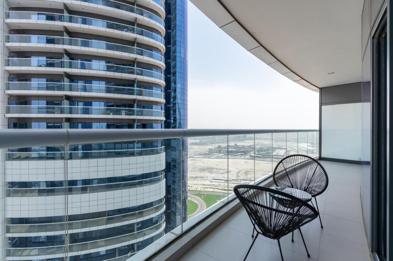 Globalstay Damac Towers By Paramount In Business Bay Дубай Екстериор снимка